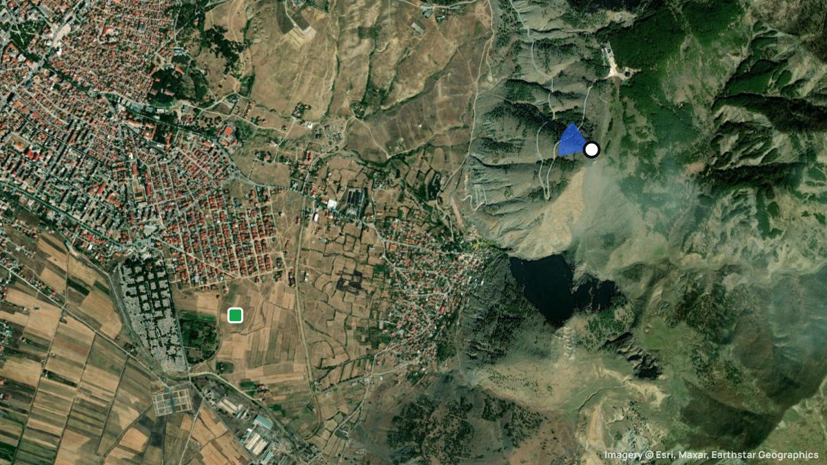 Satellitenkarte von Korca mit Start- und Landeplätzen