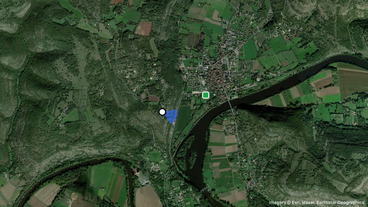 Satellite map of La Plogne with its launches and landings