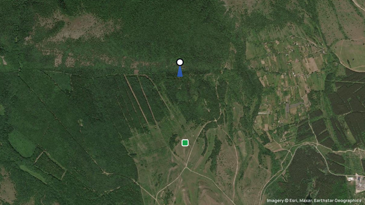 Satellite map of Berhegy with its launches and landings