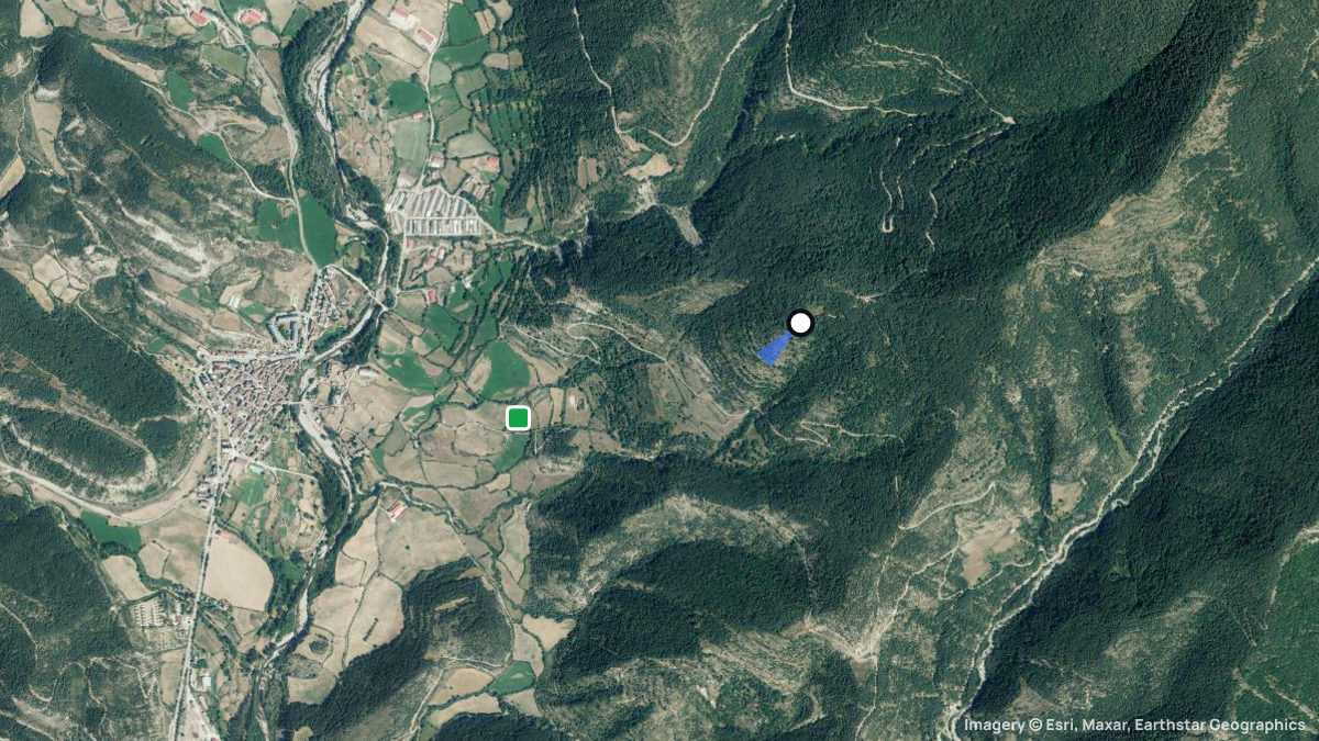 Satellite map of Valle de Hecho with its launches and landings