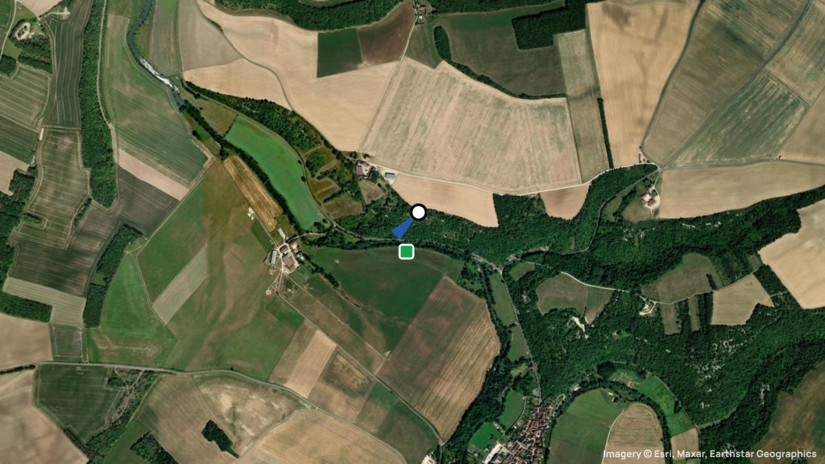 Satellite map of Noyers with its launches and landings