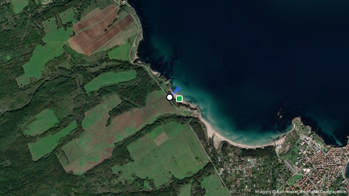 Satellite map of Achtopol with its launches and landings
