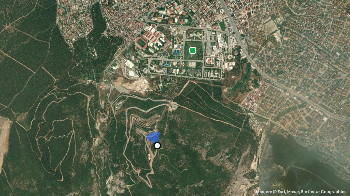 Satellite map of Camlik Tepe with its launches and landings