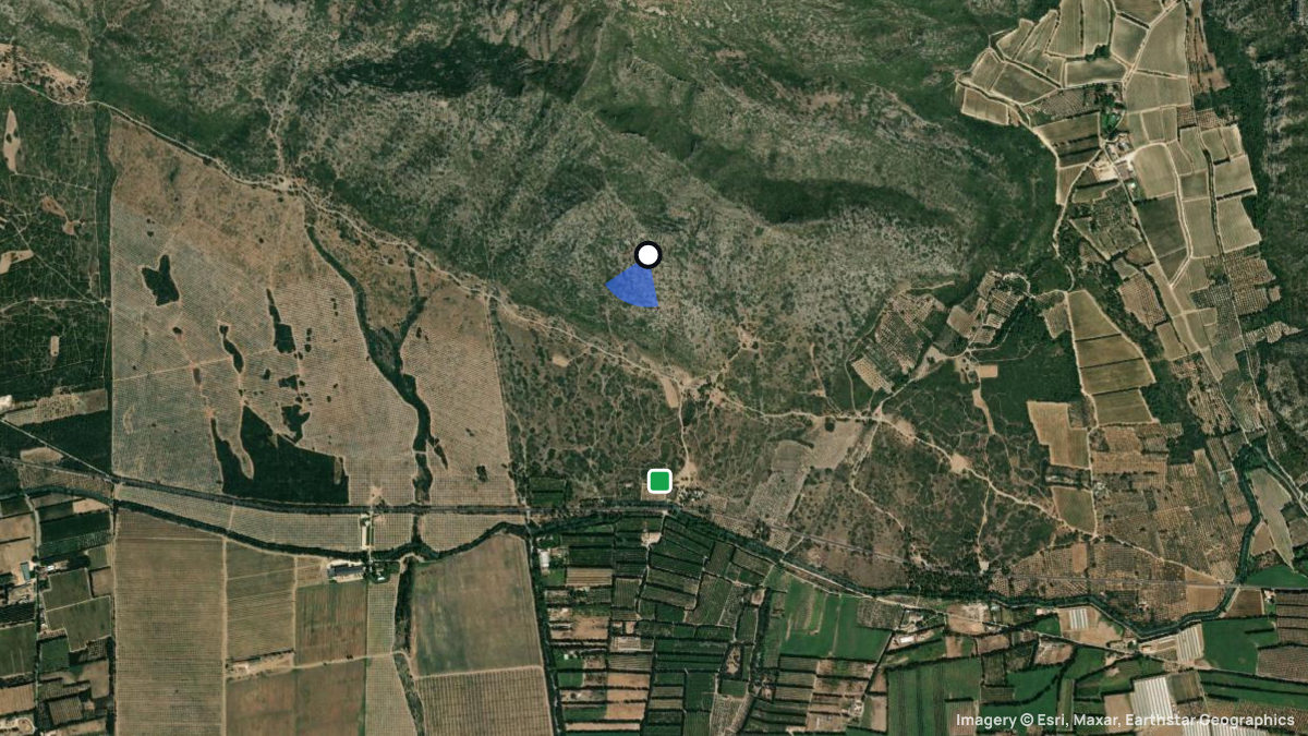Satellitenkarte von Opies mit Start- und Landeplätzen