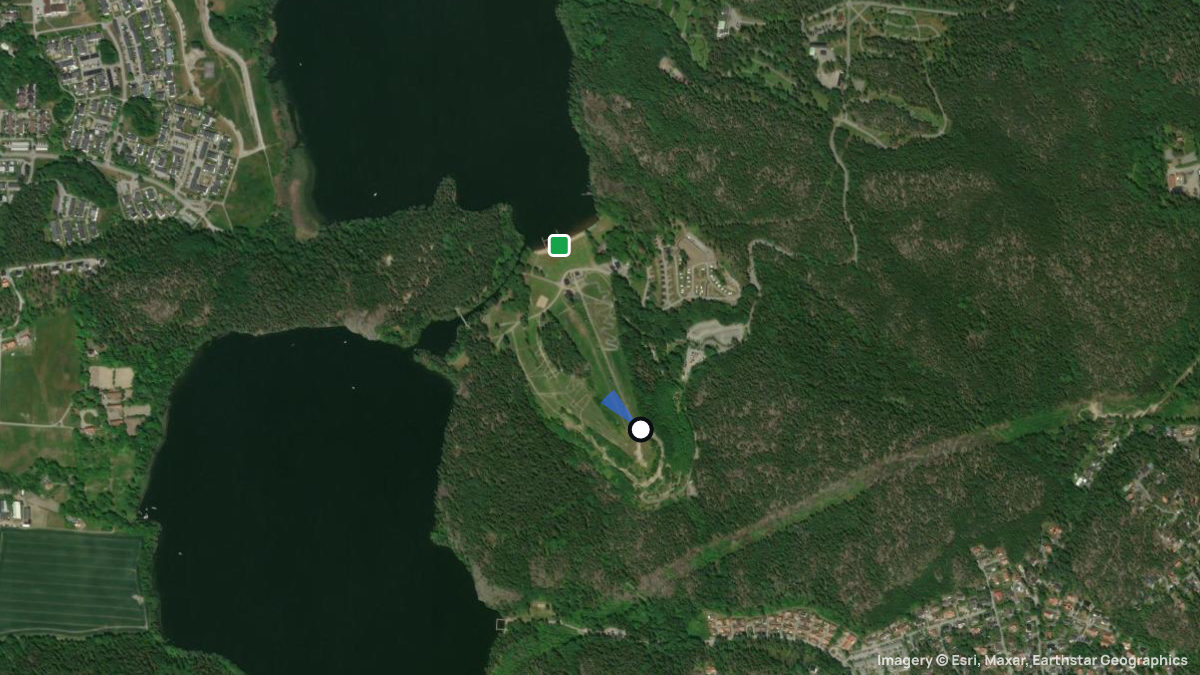 Satellite map of Flottsbro with its launches and landings