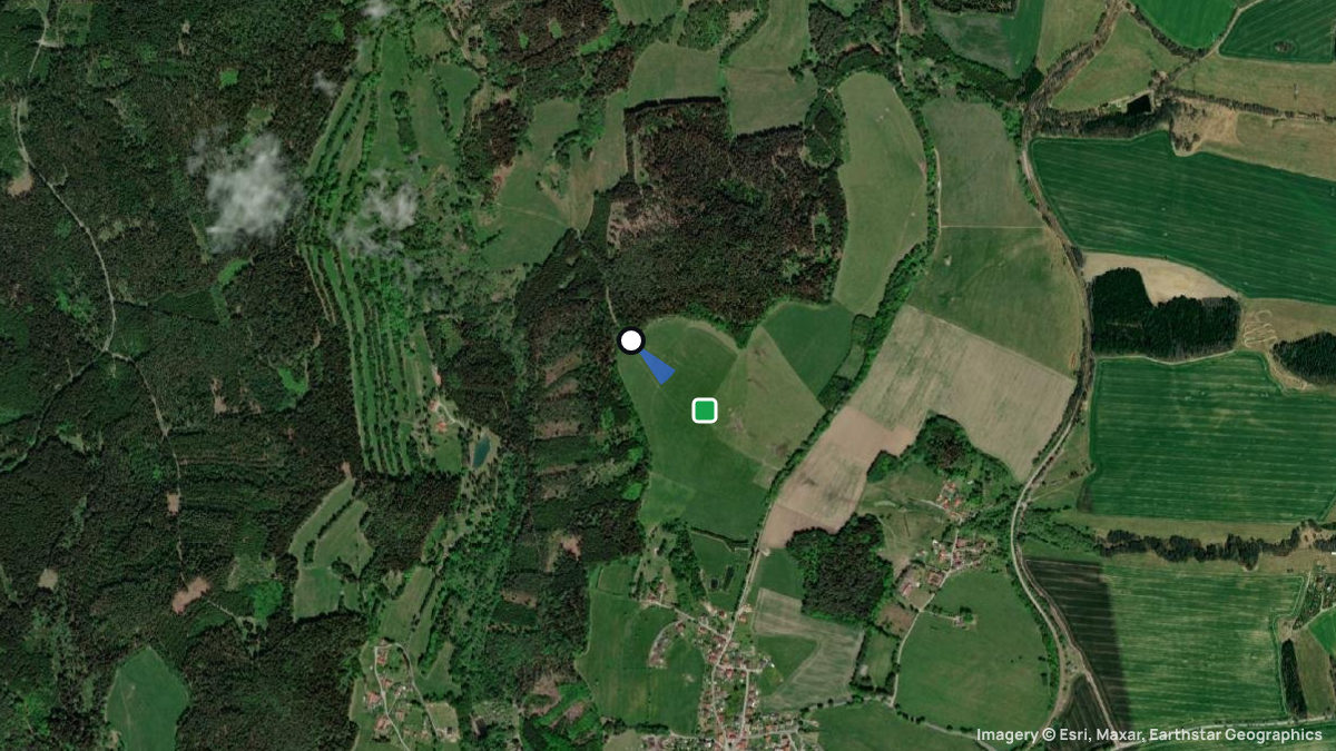 Satellite map of Omlenice with its launches and landings