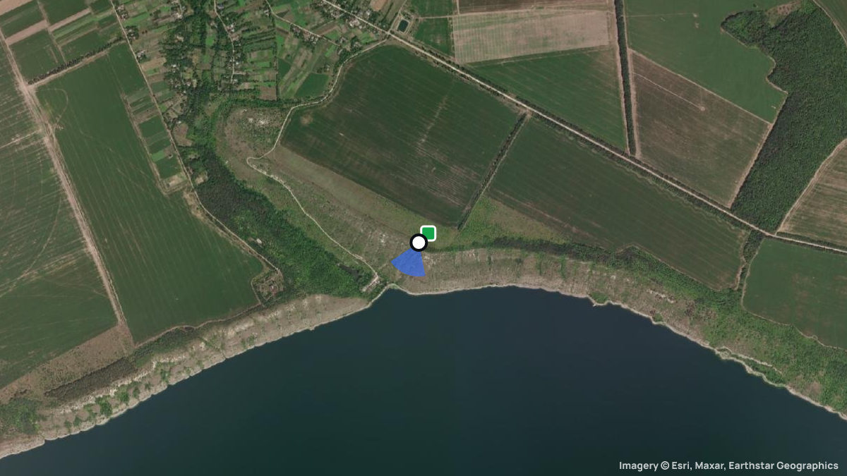 Satellitenkarte von Pyzhivka mit Start- und Landeplätzen