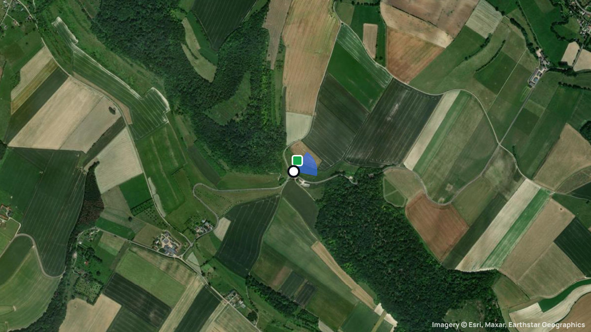 Satellite map of Combe with its launches and landings