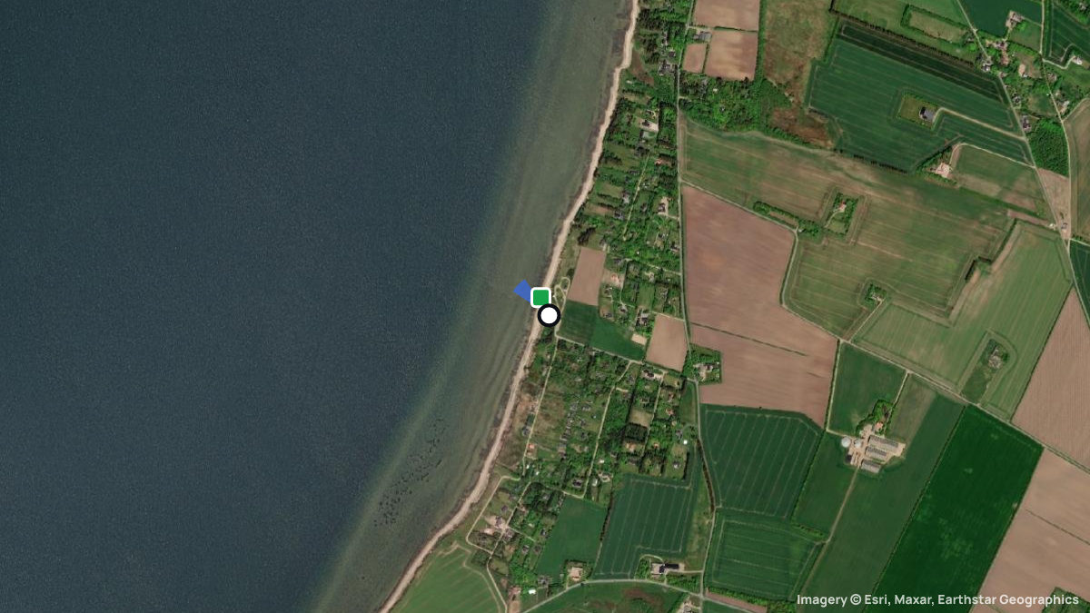Satellite map of Knud Strand with its launches and landings